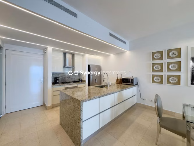 Apartamento en Venta en Avenida Balboa