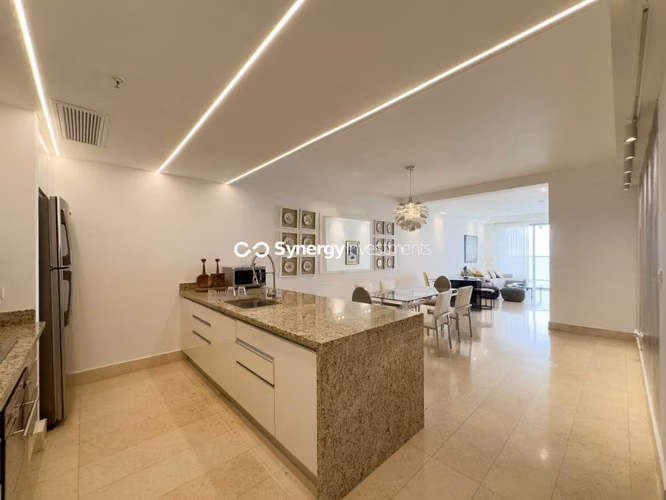 Apartamento en Venta en Avenida Balboa
