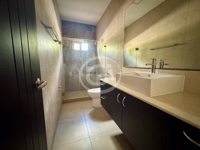 Venta Casa Sunset Coast de una planta con piscina – Remate bancario - Imagen 9