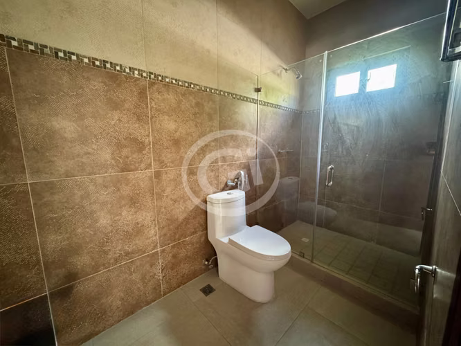 Venta Casa Sunset Coast de una planta con piscina – Remate bancario - Imagen 11