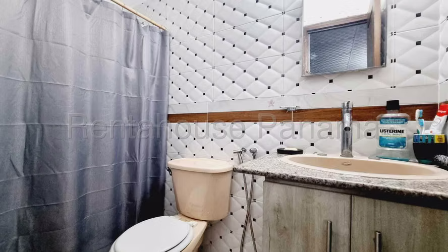 Venta de casa en Chanis KC