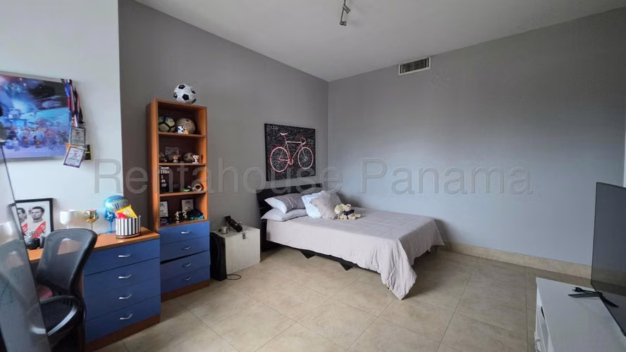 alquilo apartamento amoblado en costa del este OF 26-6503
