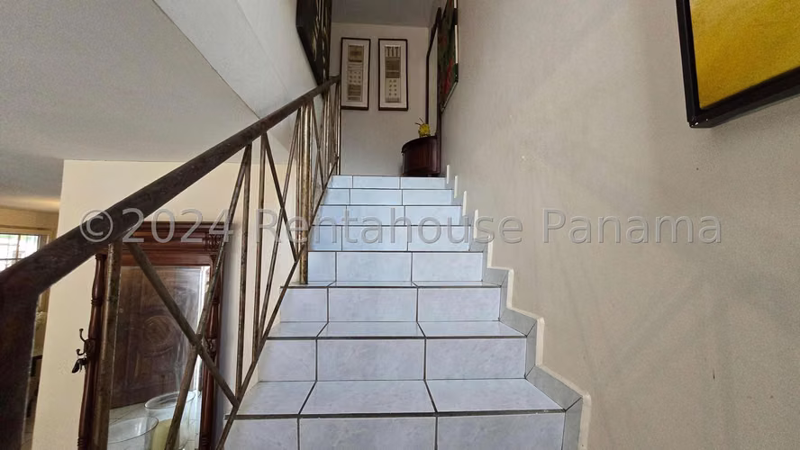 Venta de casa en Condado del Rey KC
