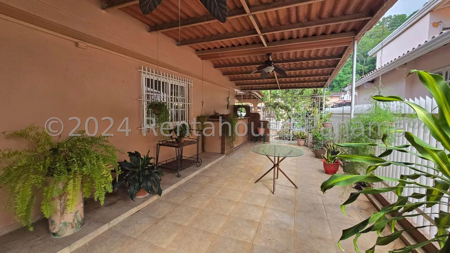 Venta de casa en Condado del Rey KC