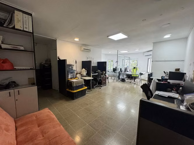 Oficina Comercial en alquiler de Dos Plantas- Hato Pintado