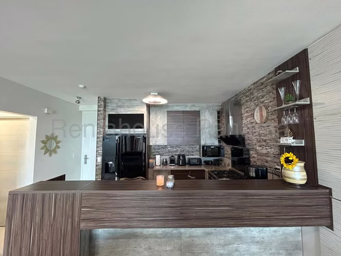 vendo apartamento en avenida balboa OF 26-6492