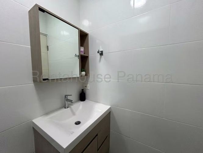 vendo apartamento en avenida balboa OF 26-6492