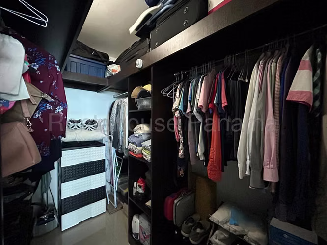 vendo apartamento en avenida balboa OF 26-6492