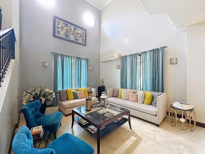 Venta de Casa en PH Residencial Camino de Cruces, Ancón