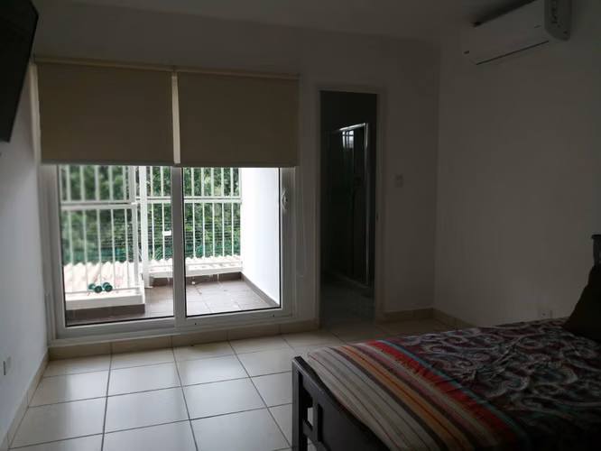 Se vende Brisas Norte 2 niveles