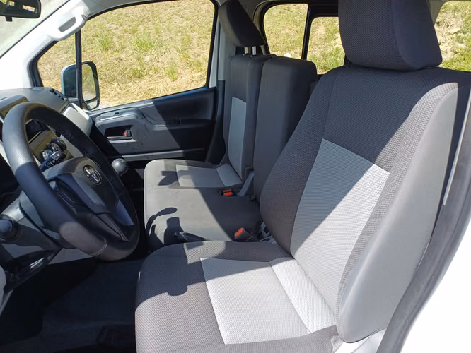 TOYOTA HIACE - 2024 - HH - Automarket - Imagen 5