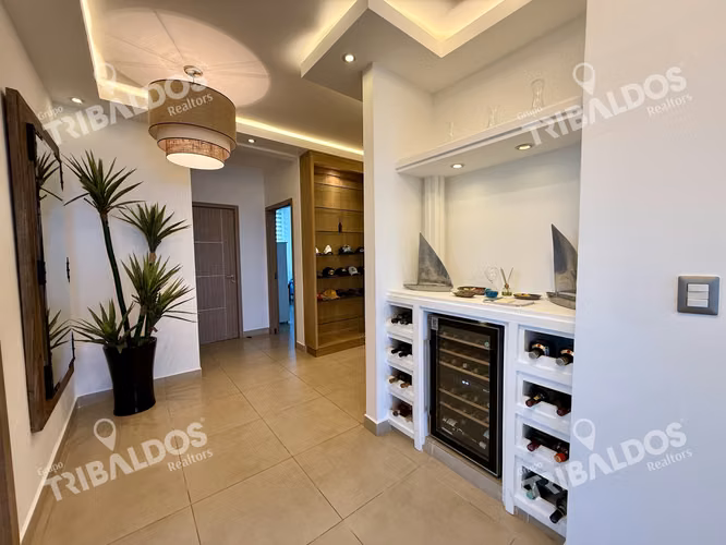 Venta de Apartamento en Santa Clara Residences, frente al mar