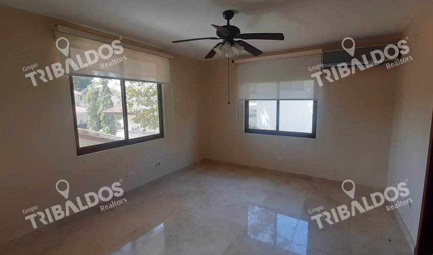 Venta o Alquiler de Casa en Clayton