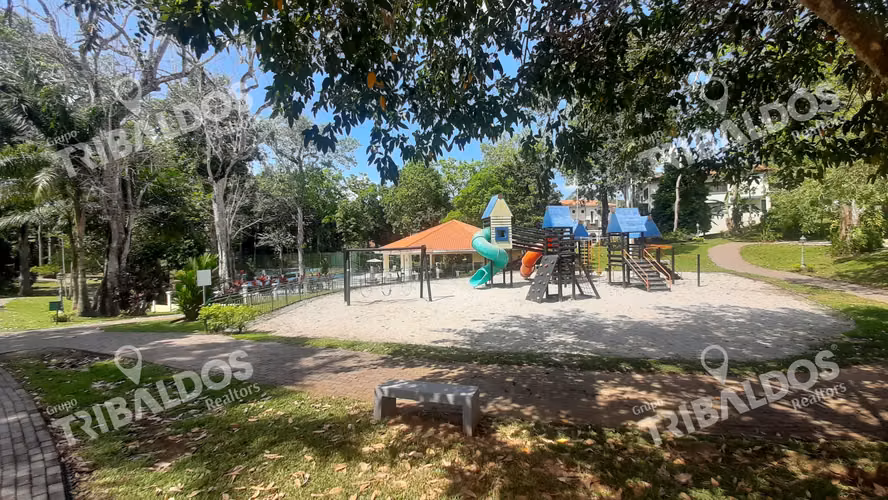 Venta o Alquiler de Casa en Clayton