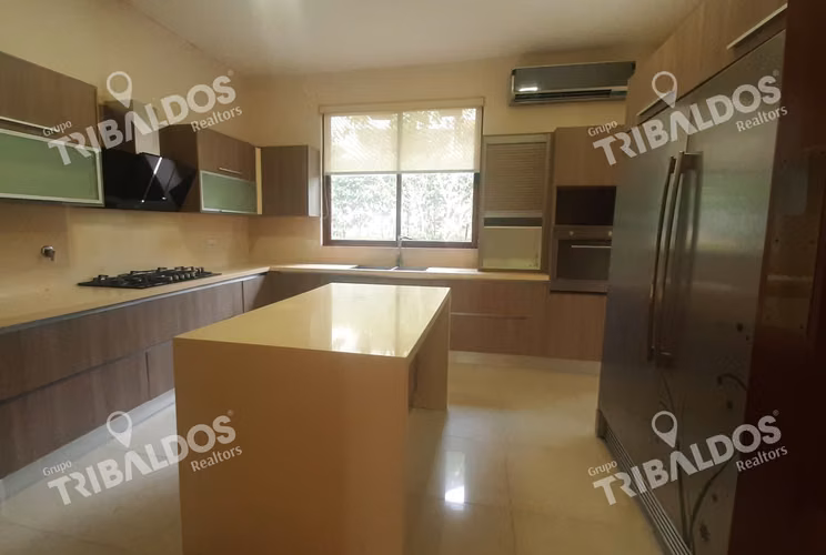 Venta o Alquiler de Casa en Clayton