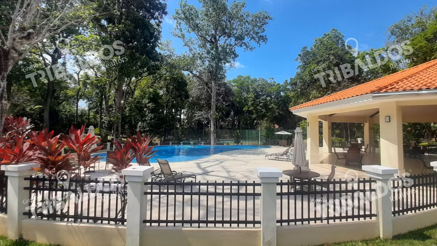 Venta o Alquiler de Casa en Clayton