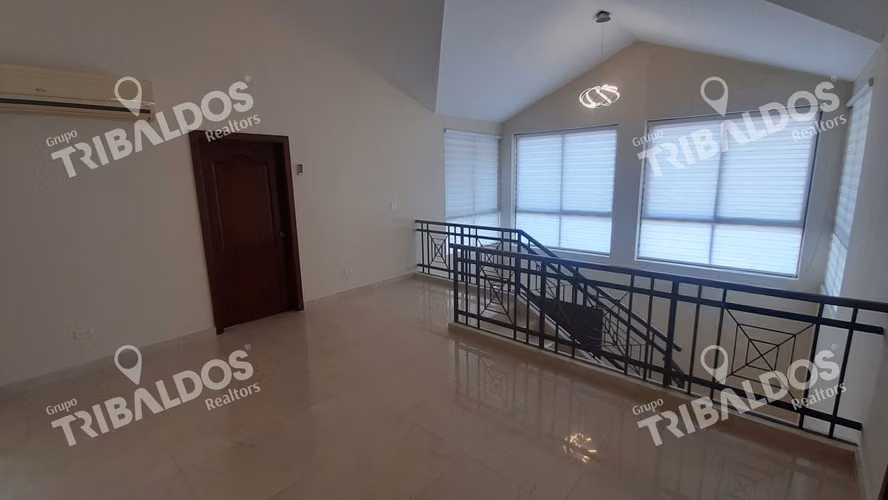 Venta o Alquiler de Casa en Clayton