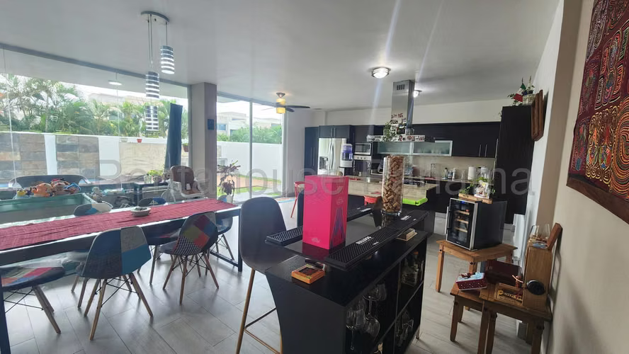 Espectacular Casa en Costa Sur Costa Esmeralda en Venta Mts2: 445 PD