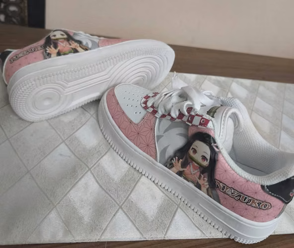 Par de zapatillas