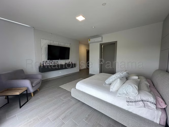 Venta de Apartamento de Lujo en Costa del Este Regalia 26-757SR