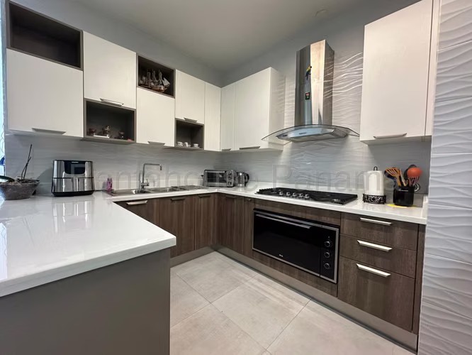 Venta de Apartamento de Lujo en Costa del Este Regalia 26-757SR