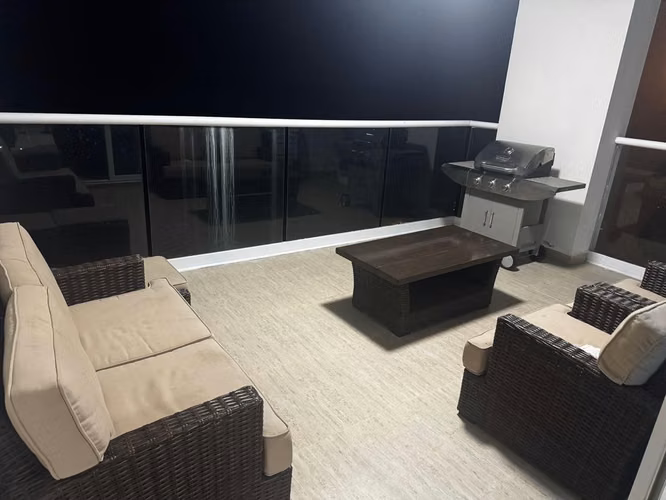 Apartamento en Playa Blanca | 4 Rec + Servicio | Piscina y Playa $1.800 - Imagen 7
