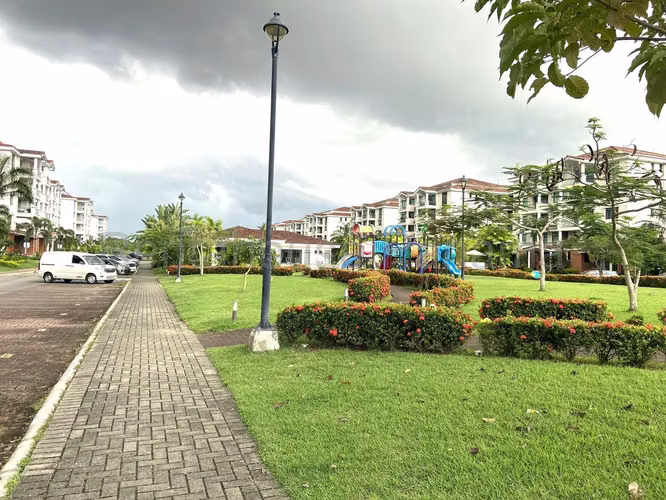 Apartamento en Venta en Costa Sur YM