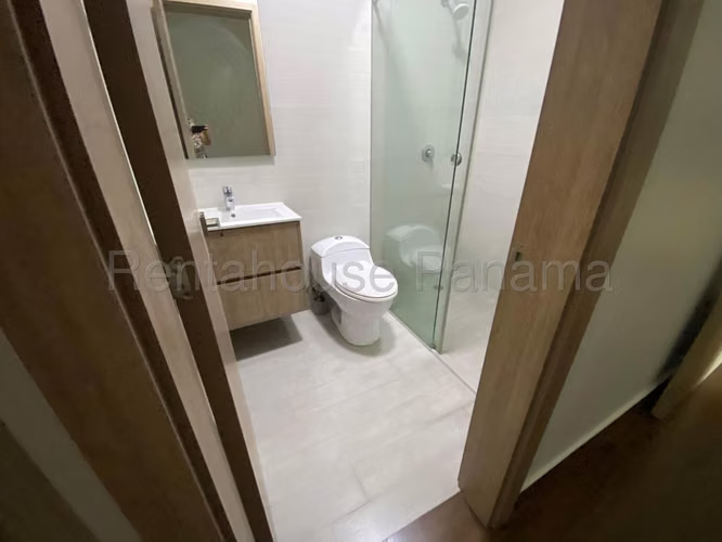 Apartamento en Venta en Costa Sur YM
