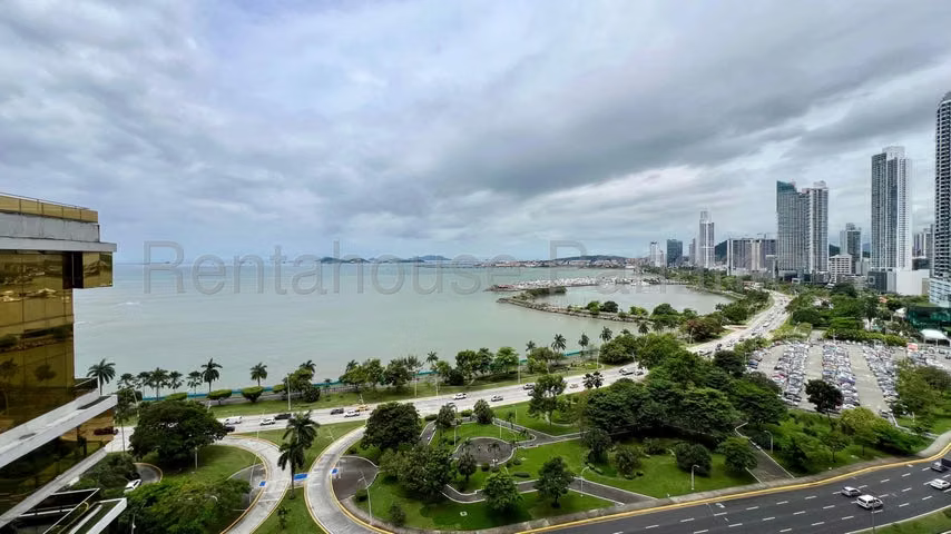 Venta PH Water on the Bay JM