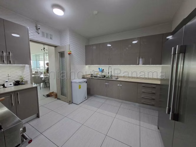 VENTA DE APARTAMENTO EN THE TOWERS SAN FRANCISCO HQ