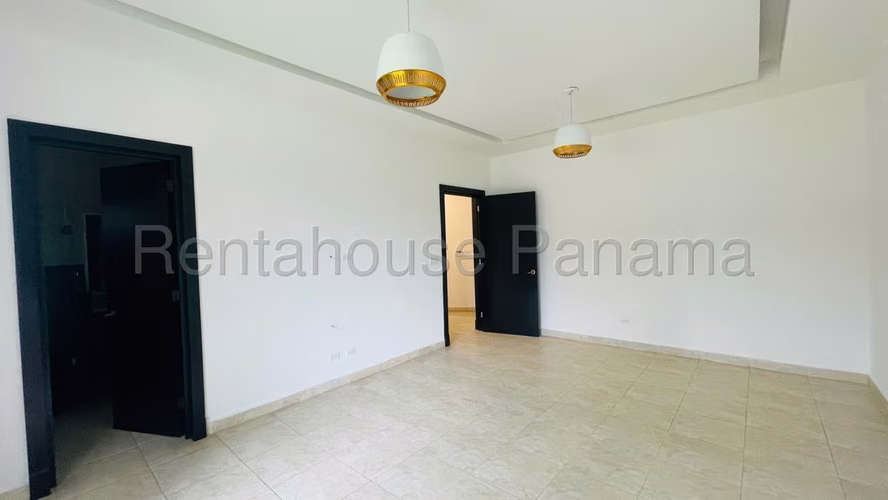 VENTA DE CASA EN PASEO DEL PARQUE COSTA DEL ESTE HQ