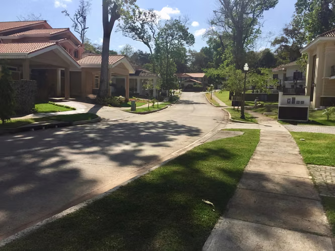 VENTA DE TERRENO EN LOS SENDEROS CLAYTON HQ - Imagen 6