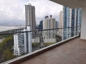 Venta de Apartamento con 323m2 en Costa del Este PH Paramount 26-4958SR