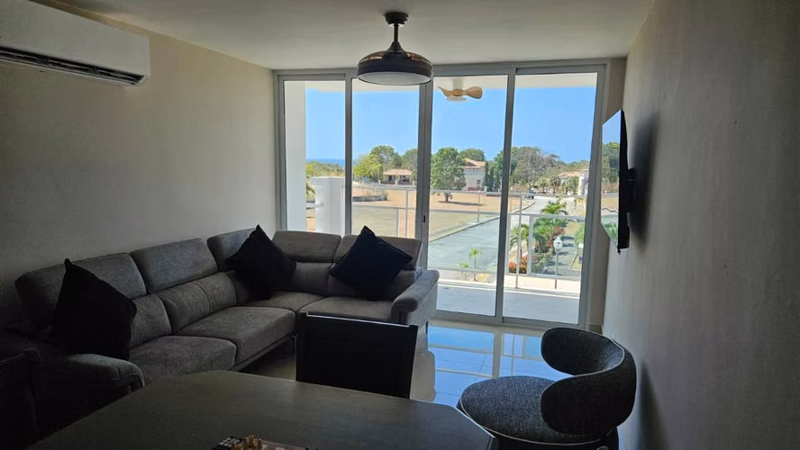 SE VENDE O SE ALQUILA APARTAMENTO DE PLAYA