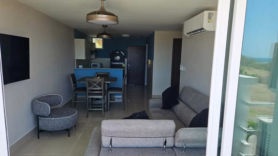 SE VENDE O SE ALQUILA APARTAMENTO DE PLAYA