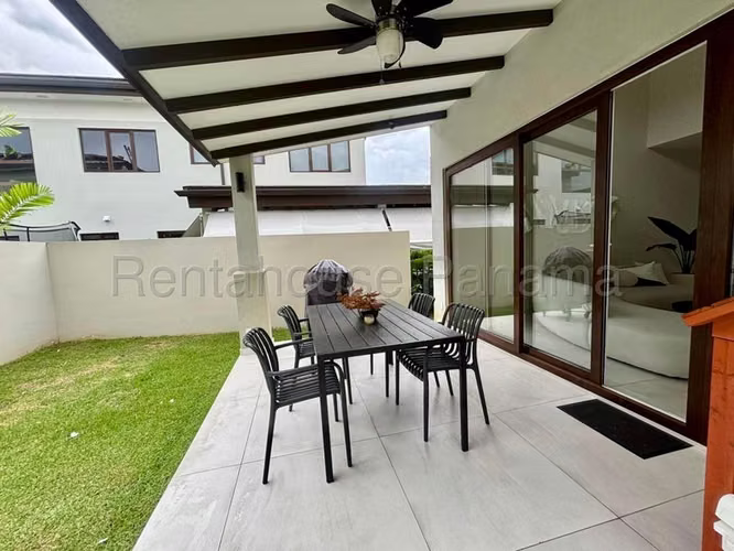 Casa en Venta en The Woods Santa Maria CIG266009