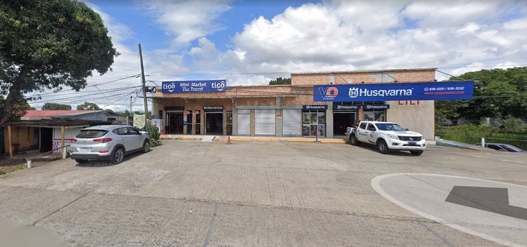 SANTIAGO, VERAGUAS FRENTE A LA VÍA PRINCIPAL 110 M2 $2,500 ALQUILO LOCAL