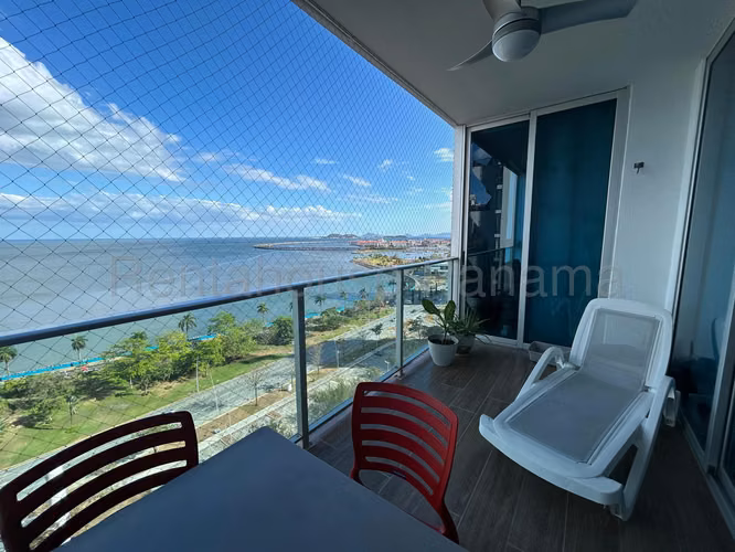 Se Vende Apartamento en Avenida Balboa VLU26-6492
