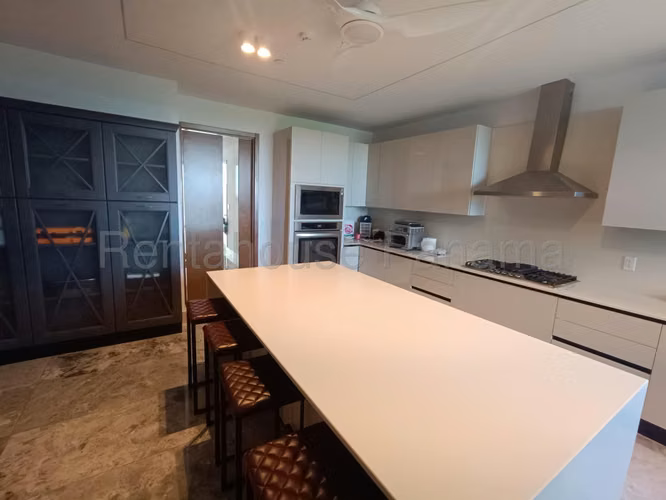 Se Vende Apartamento en Santa Maria VLU26-6107