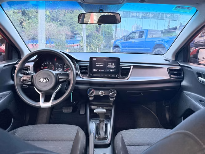 Kia Rio 2022 - Imagen 10
