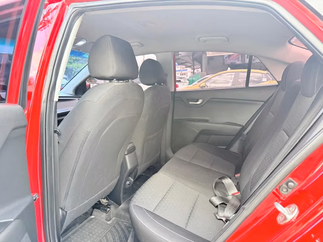 Kia Rio 2022 - Imagen 7