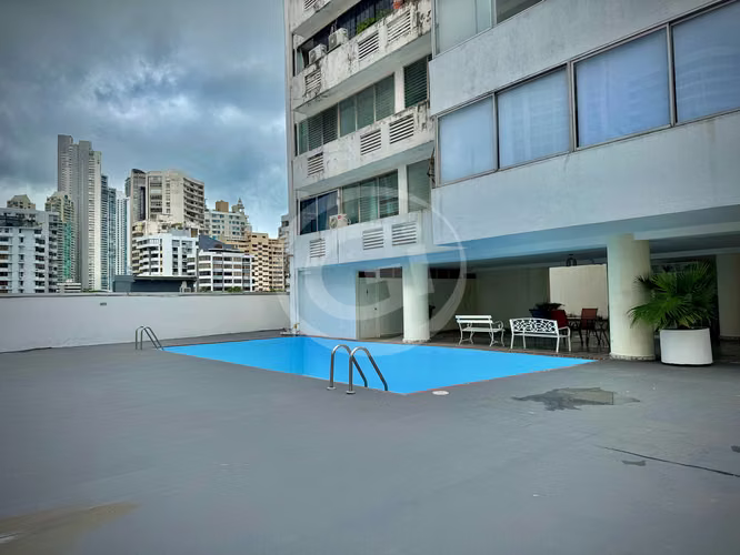 Venta Apartamento en Plaza Paitilla ubicación privilegiada