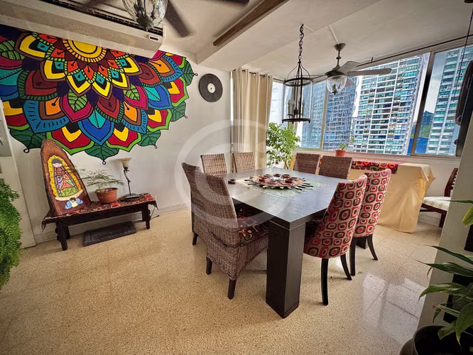 Venta Apartamento en Plaza Paitilla ubicación privilegiada