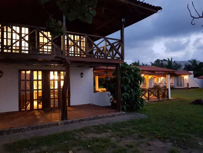 Venta de Casa Frente al Mar En Colon