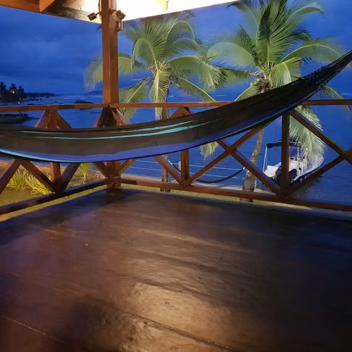 Venta de Casa Frente al Mar En Colon