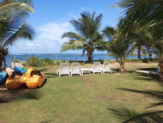 Venta de Casa Frente al Mar En Colon