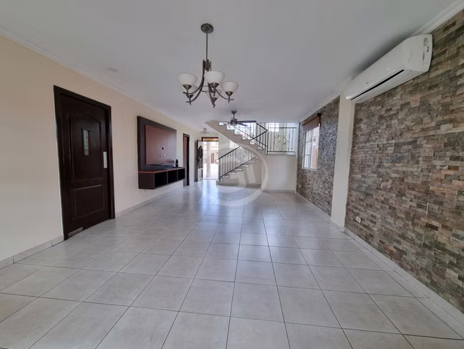 Venta Casa Chanis, al lado de Costa del Este, SÚPER REBAJADA!!!