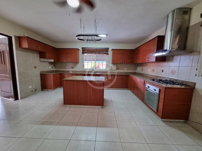 Venta Casa Chanis, al lado de Costa del Este, SÚPER REBAJADA!!!