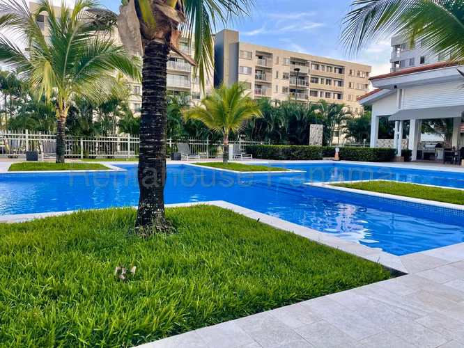 Apartamento en Venta Con Amplia Terraza en Panama Pacifico 25*4238Mfk