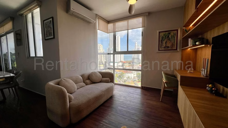 Venta de Apartamento en La Cresta 26*6558Mfk